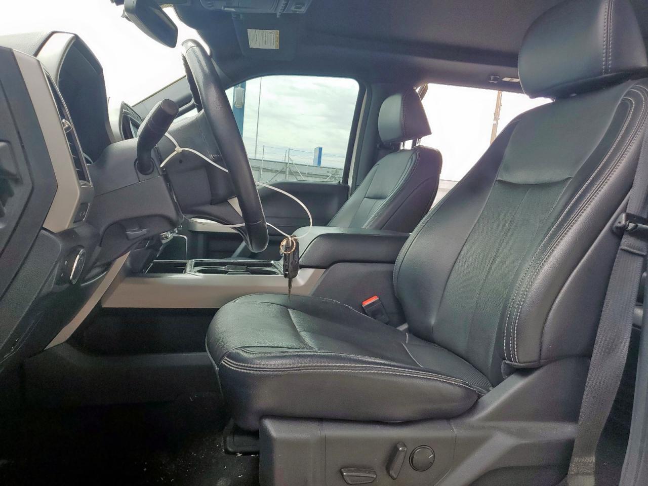 2022 Ford F250 Super Duty - Image 7