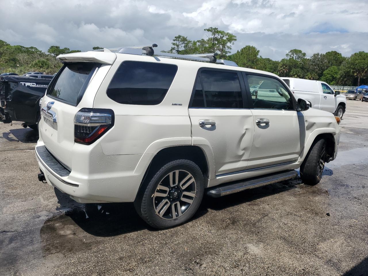 2014 Toyota 4Runner Sr5 - Фото 3