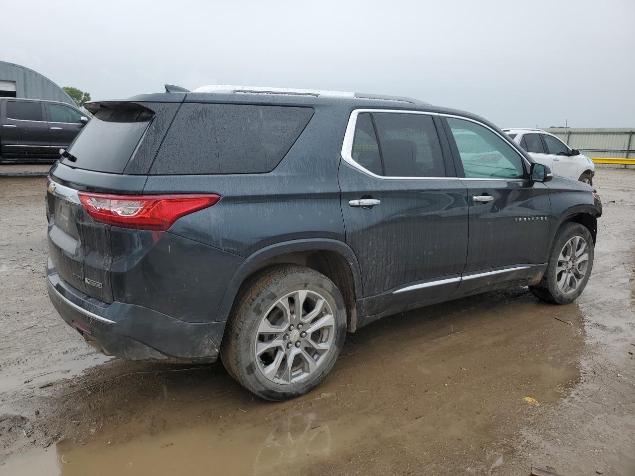 2018 Chevrolet Traverse Premier - Фото 3