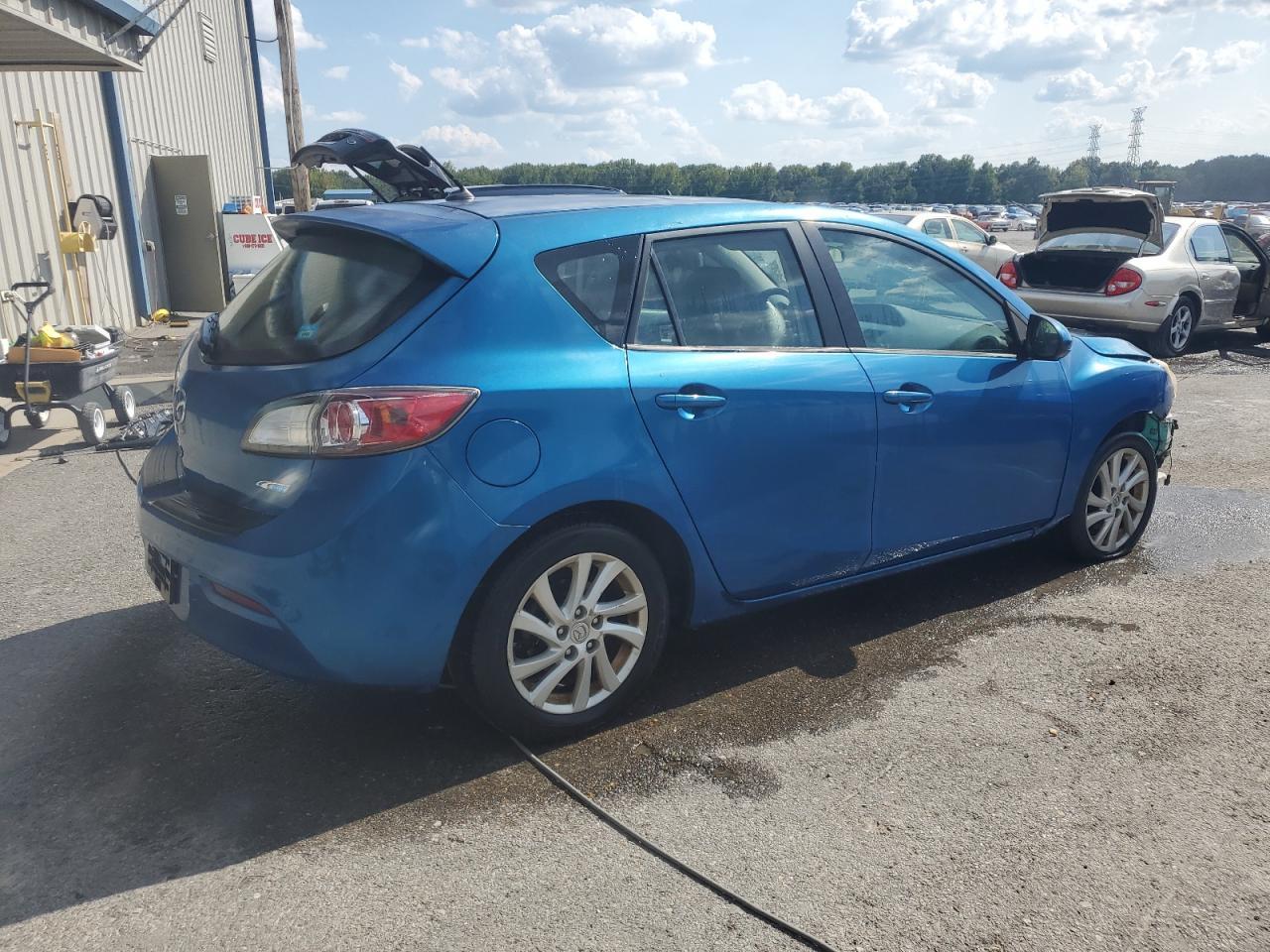2012 Mazda 3 I - Image 3