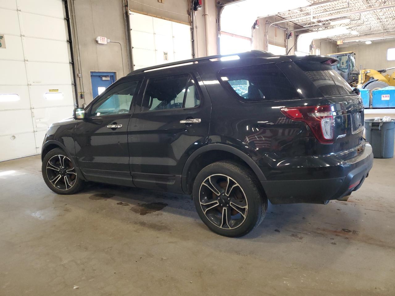 2013 Ford Explorer Sport - Фото 2