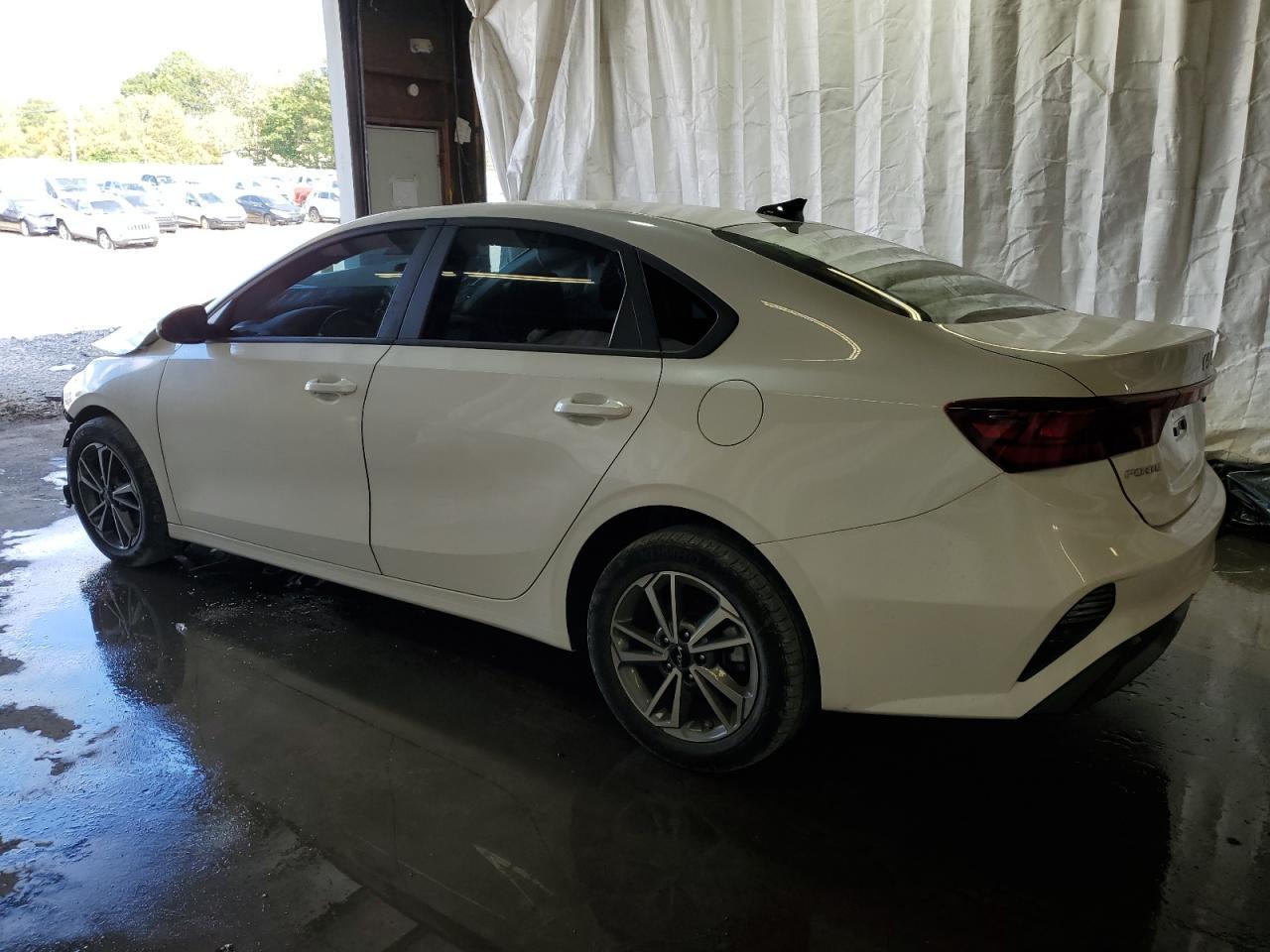 2023 Kia Forte Lx - Фото 2