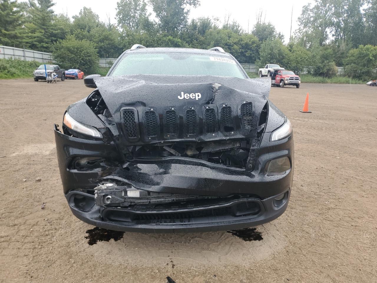 2017 Jeep Cherokee Latitude - Image 5