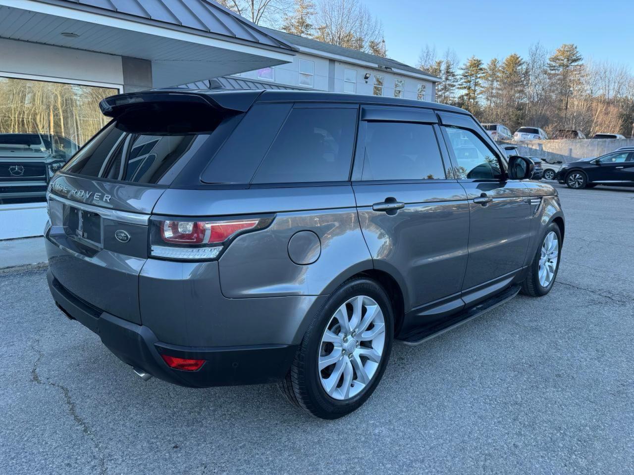 2016 Land Rover Range Rover Sport Hse - Image 4