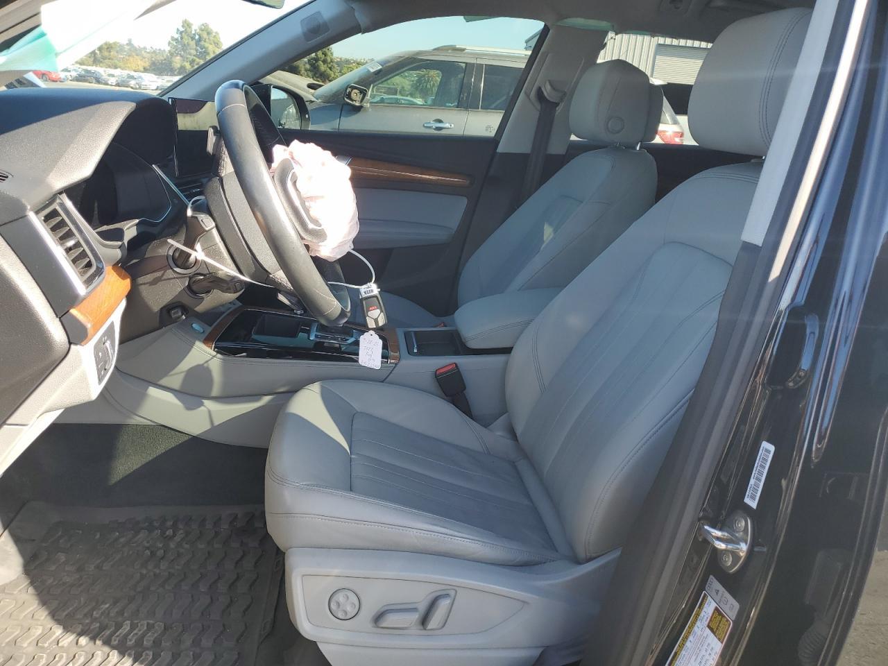 2022 Audi Q5 Premium Plus 45 - Image 7