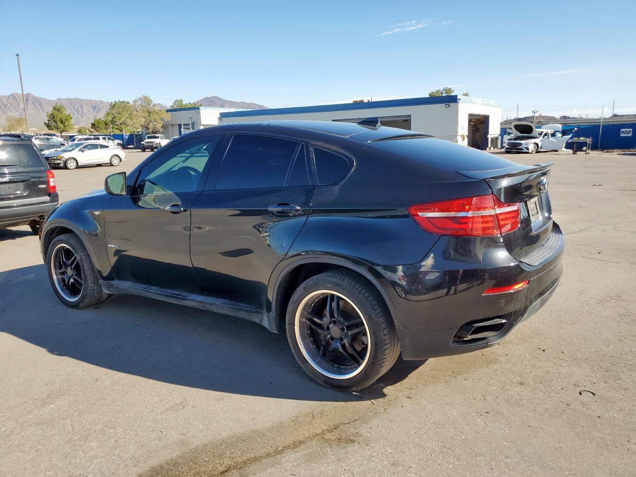 2013 BMW X6 xDrive50I - Image 2