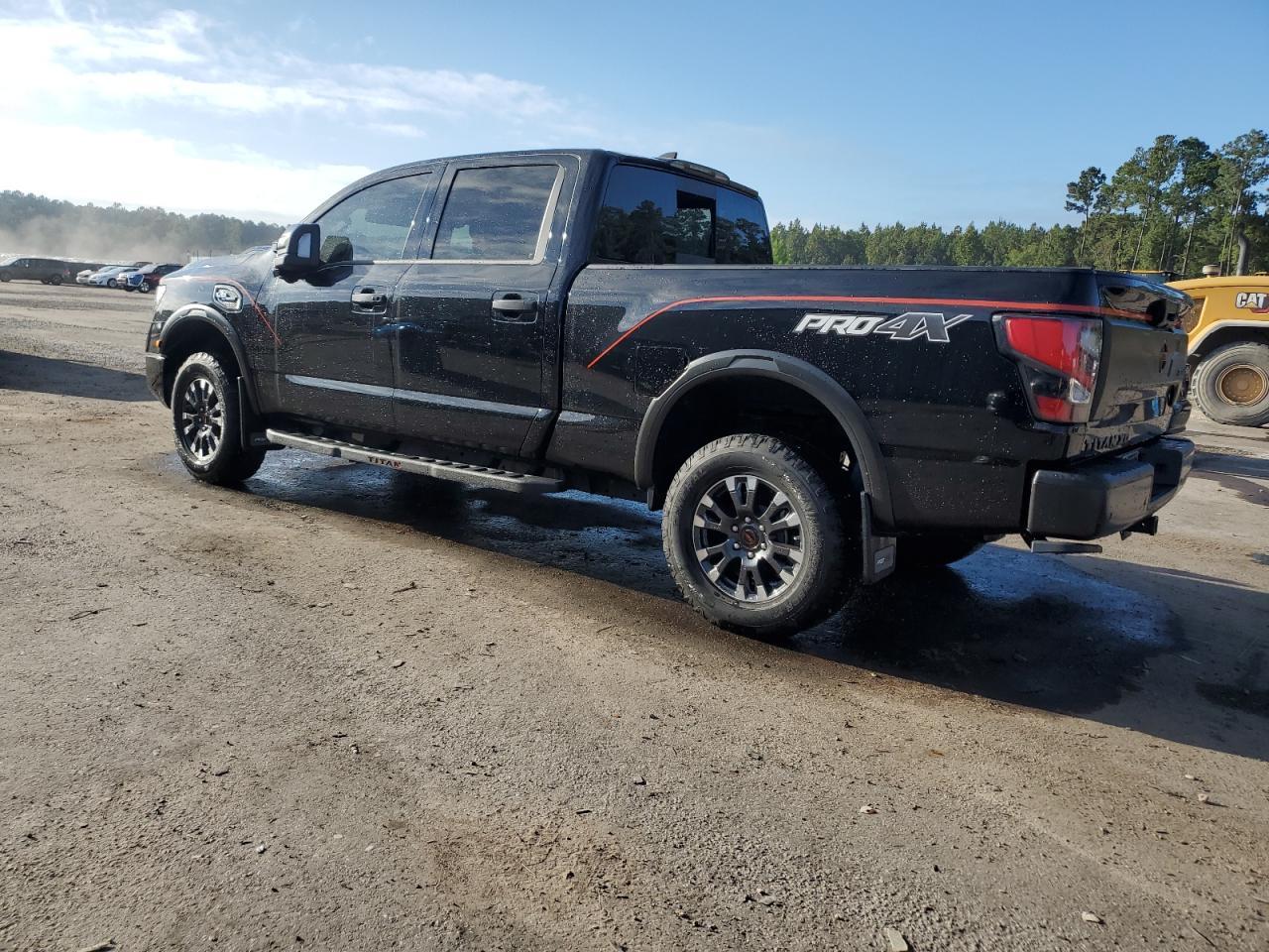 2024 Nissan Titan Xd Sv - Image 2