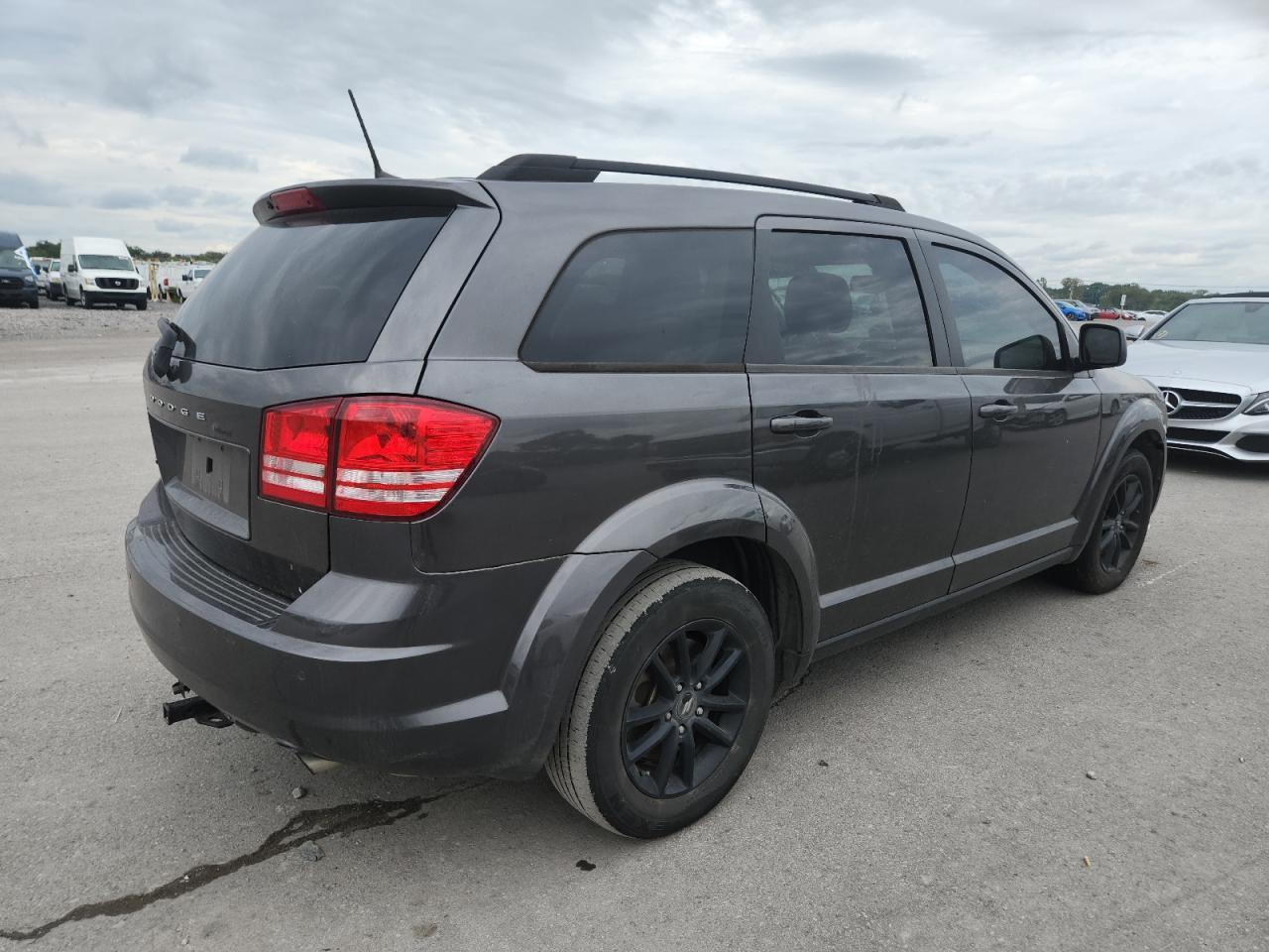 2020 Dodge Journey Se - Фото 3