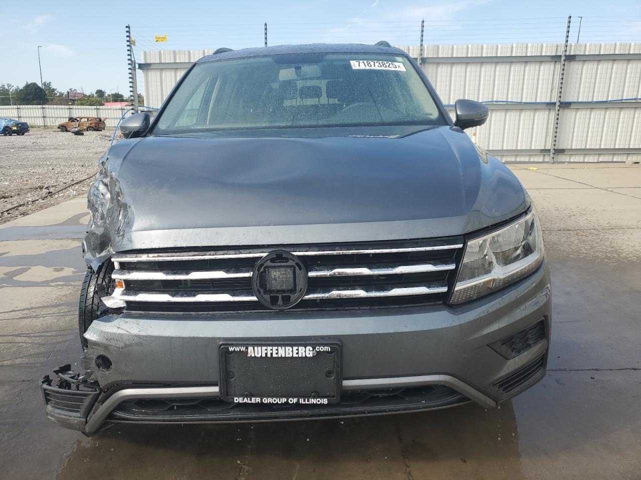 2019 Volkswagen Tiguan S - Image 5
