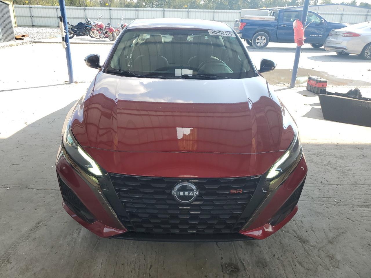 2023 Nissan Altima Sr - Image 5
