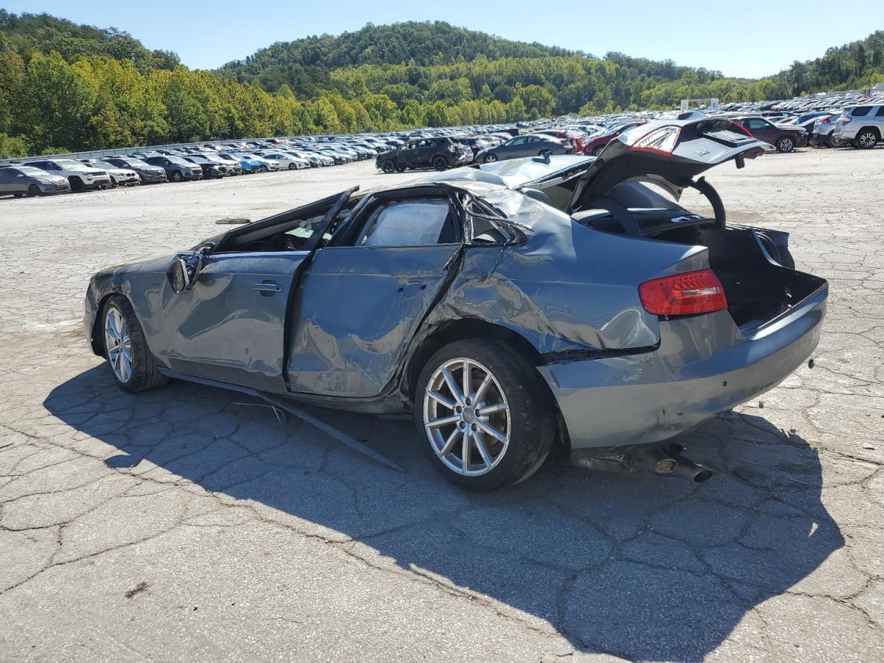 2015 Audi A4 Premium Plus - Фото 2