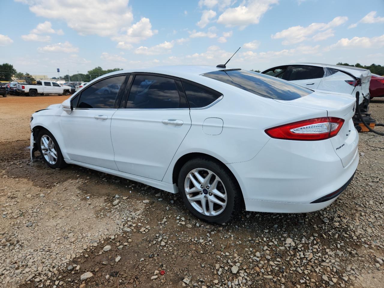 2014 Ford Fusion Se - Фото 2