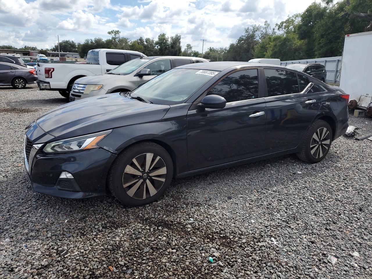 2021 Nissan Altima Sv