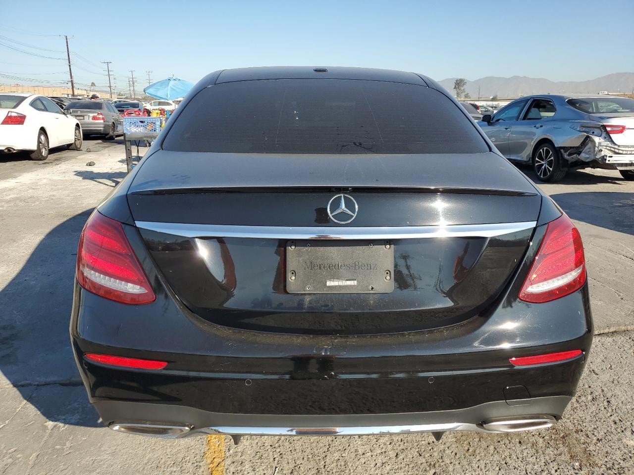 2019 Mercedes-Benz E 300 - Image 6