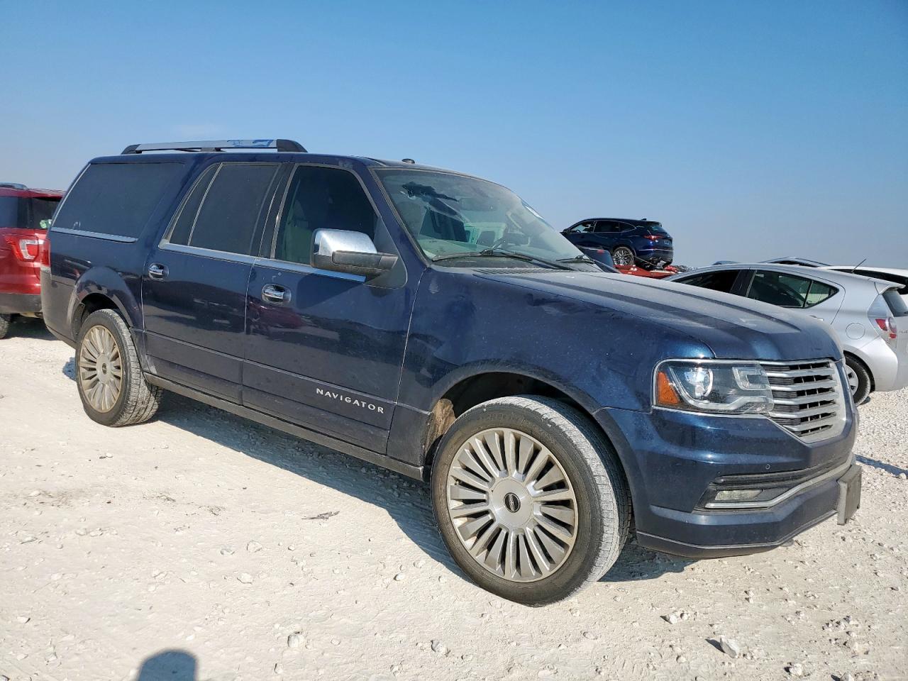 2017 Lincoln Navigator L Select - Фото 4