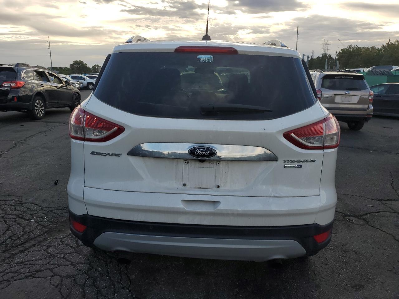 2016 Ford Escape Titanium - Фото 6