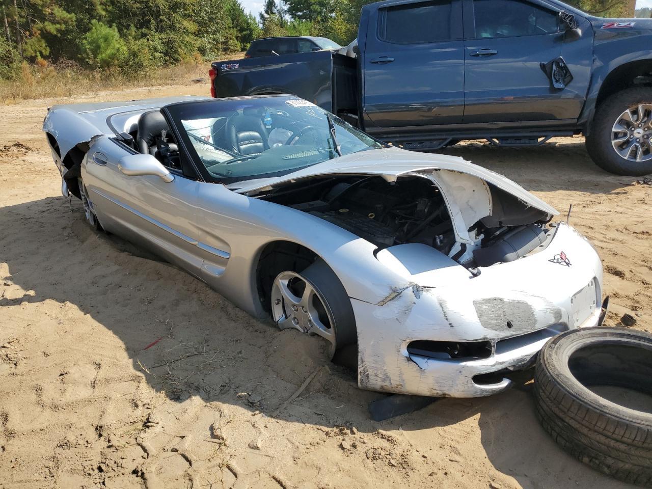 2001 Chevrolet Corvette - Фото 4
