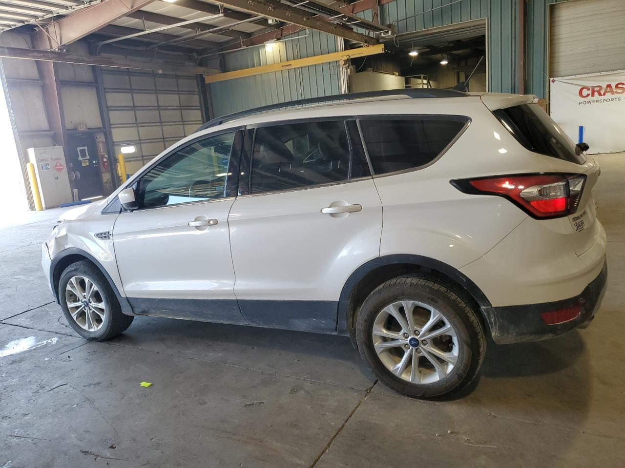 2018 Ford Escape Sel - Image 2