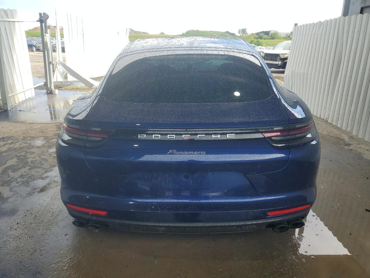2020 Porsche Panamera Base - Image 6