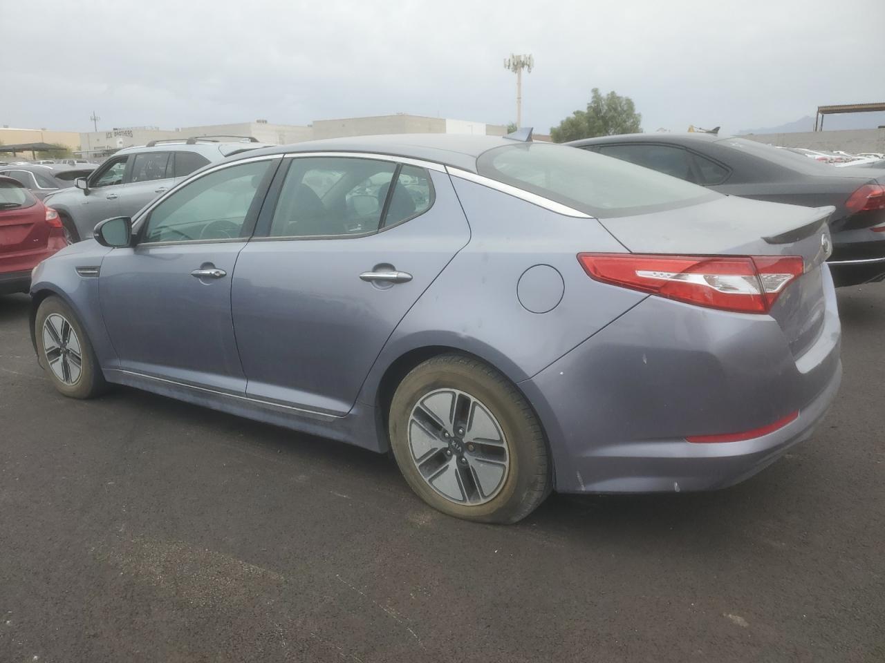 2011 Kia Optima Hybrid - Фото 2