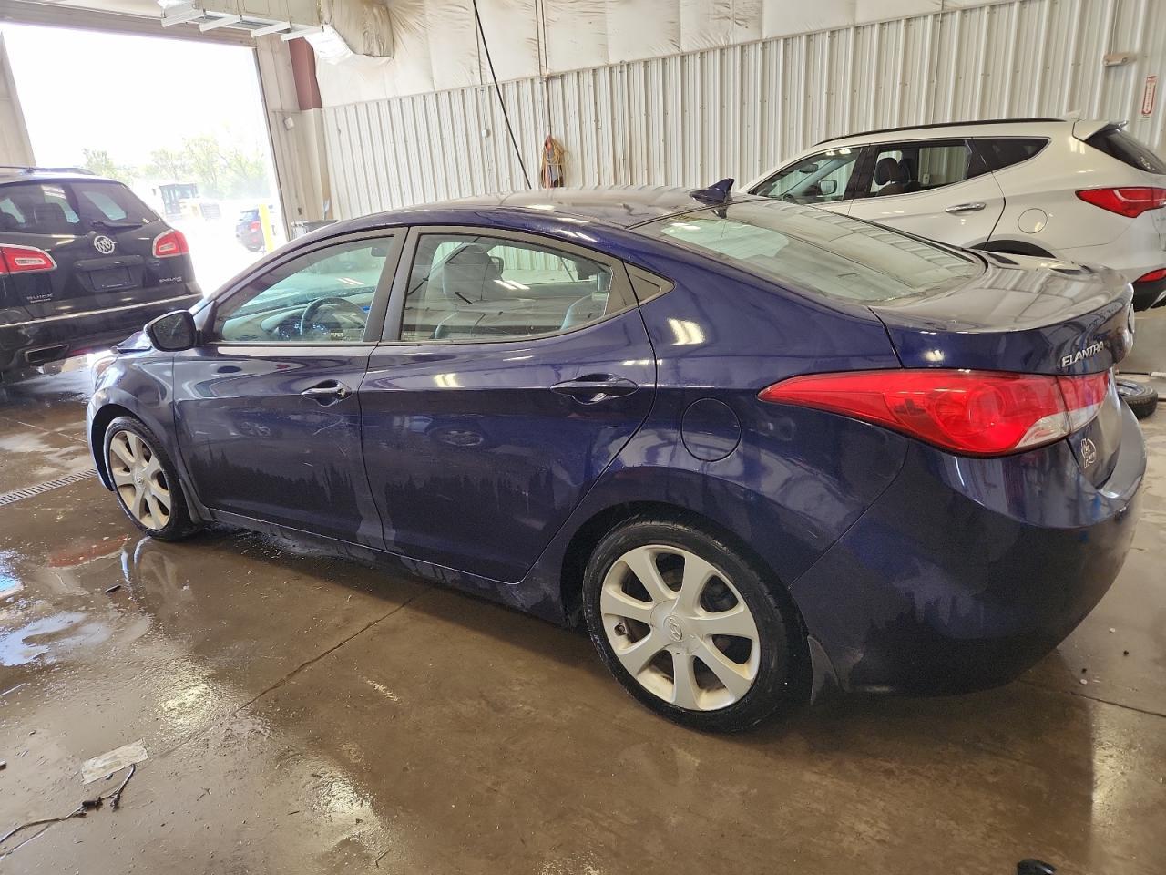 2013 Hyundai Elantra Gls - Фото 2