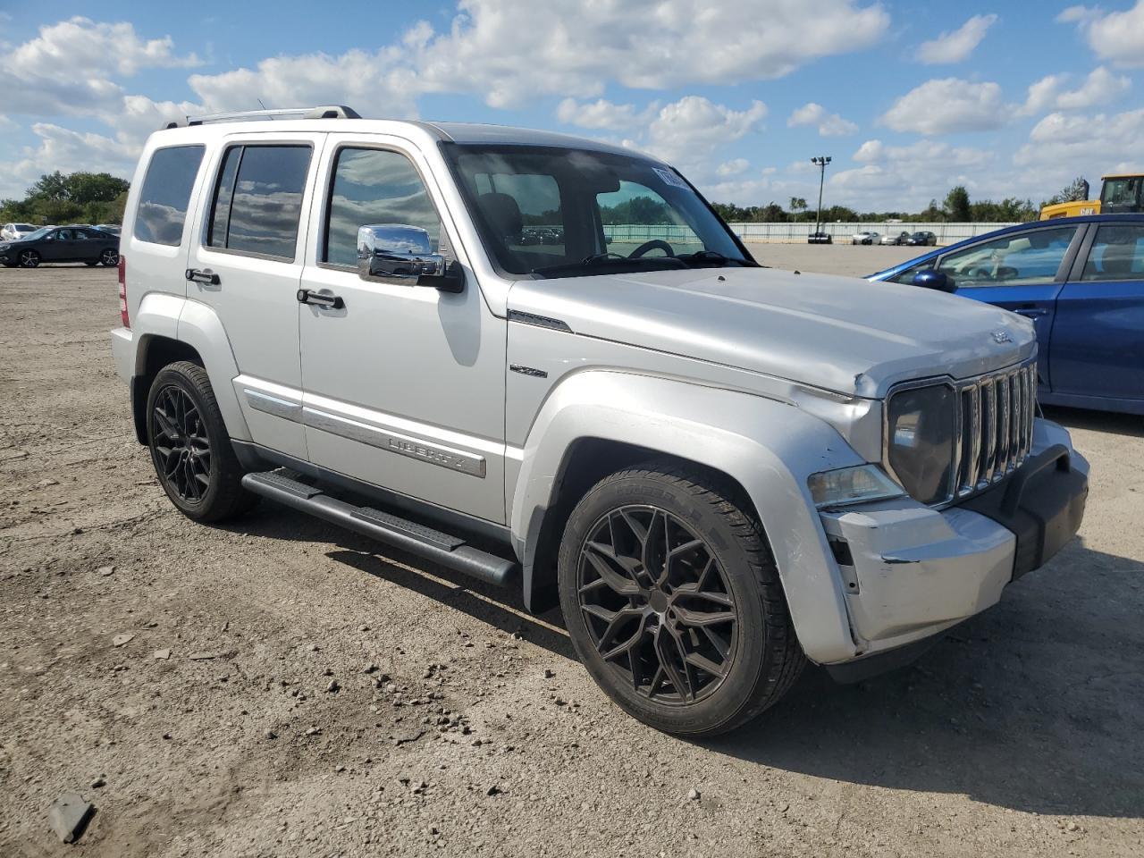 2011 Jeep Liberty Sport - Image 4