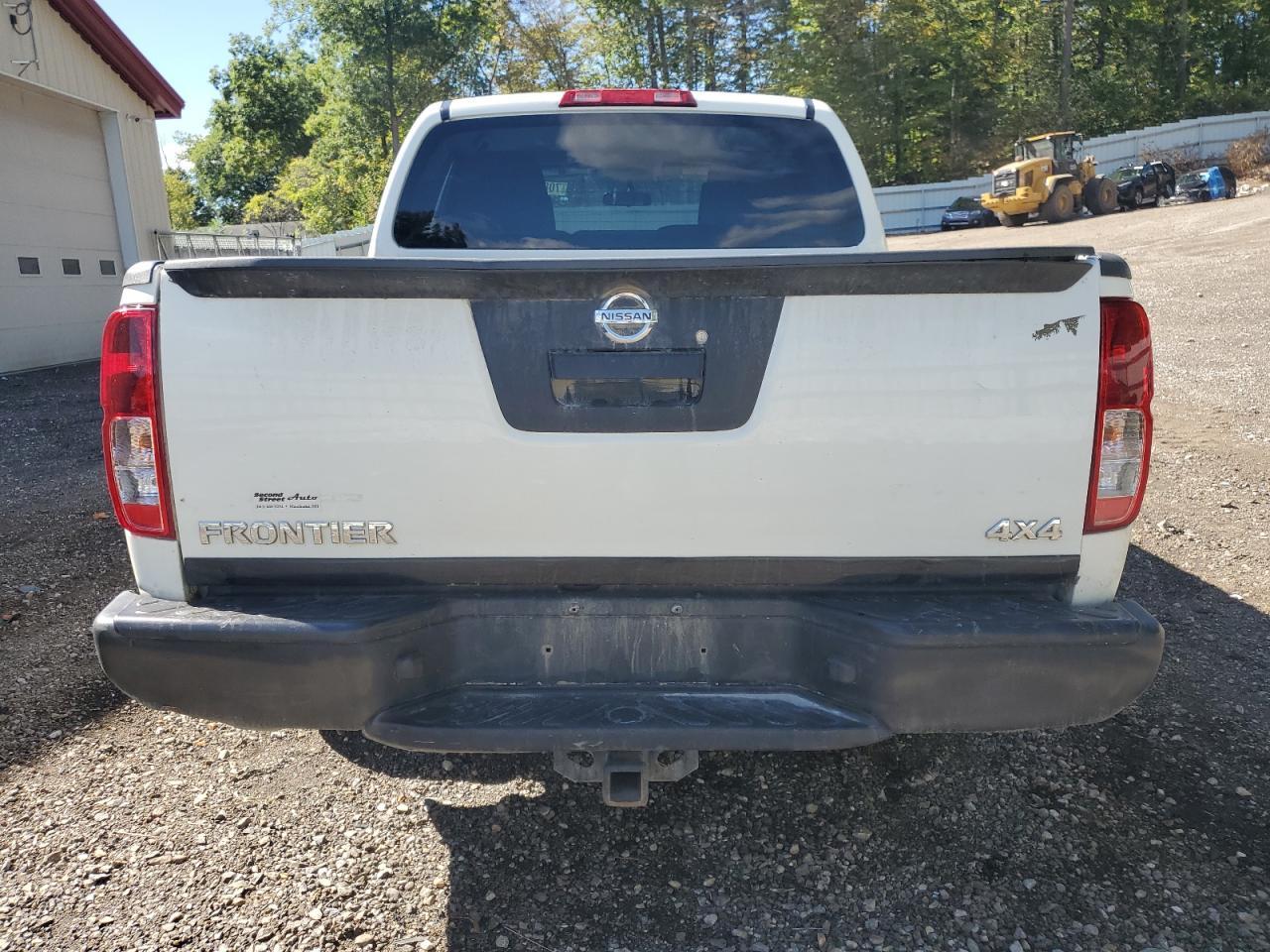 2017 Nissan Frontier S - Image 6