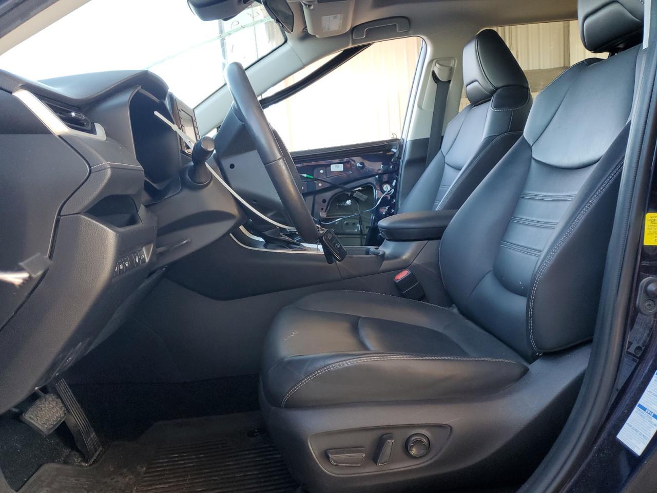 2020 Toyota Rav4 Xle Premium - Image 7