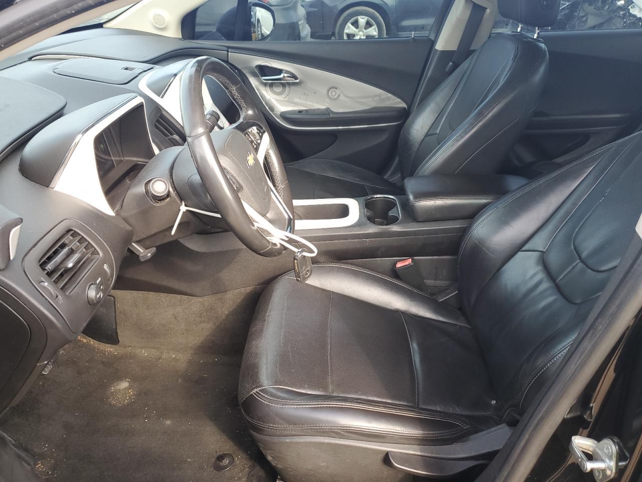 2011 Chevrolet Volt - Image 7