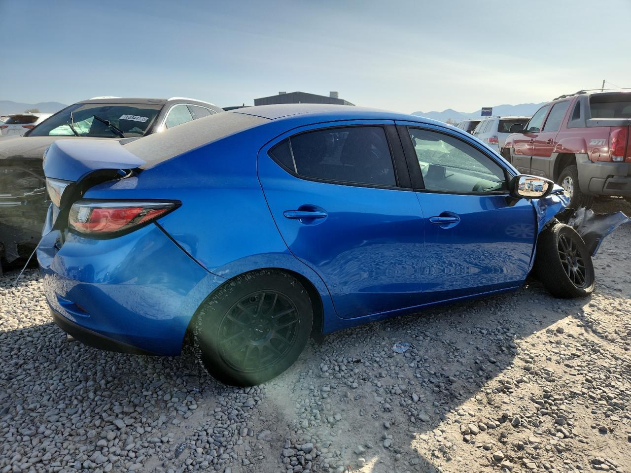 2018 Toyota Yaris Ia - Фото 3