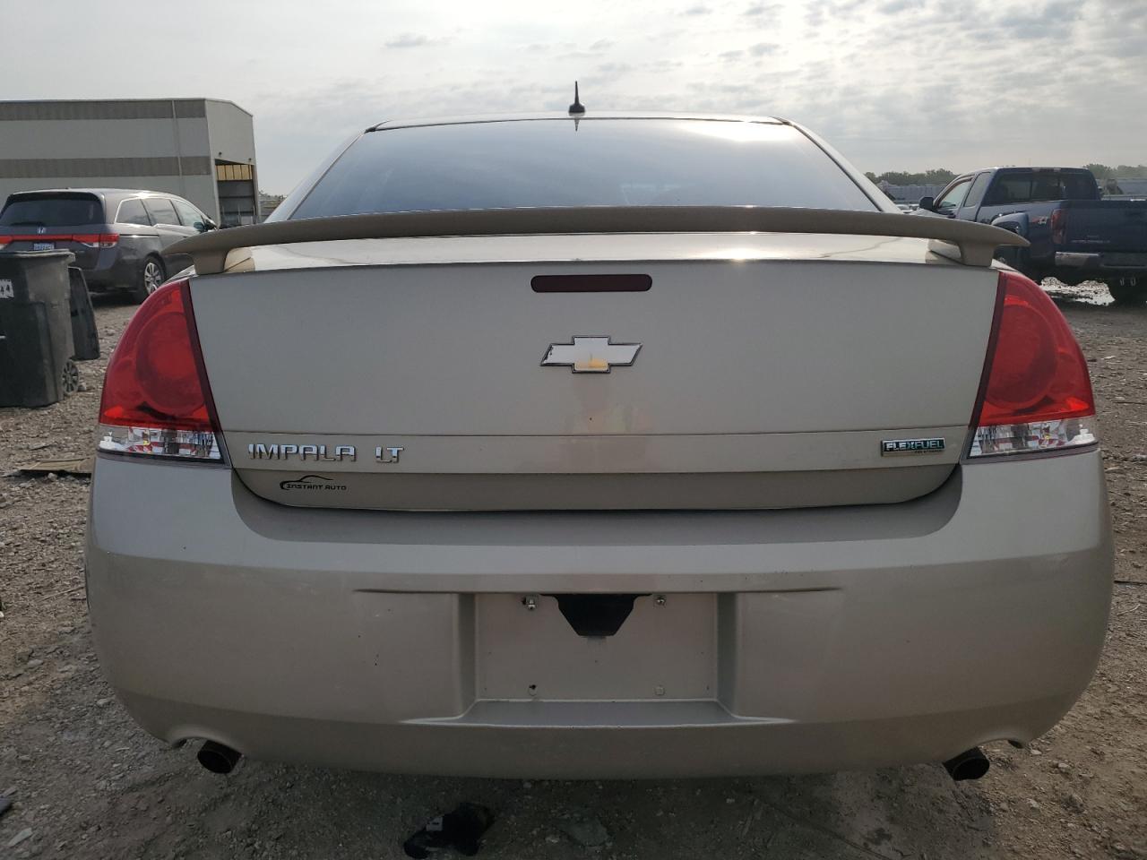 2012 Chevrolet Impala Lt - Image 6