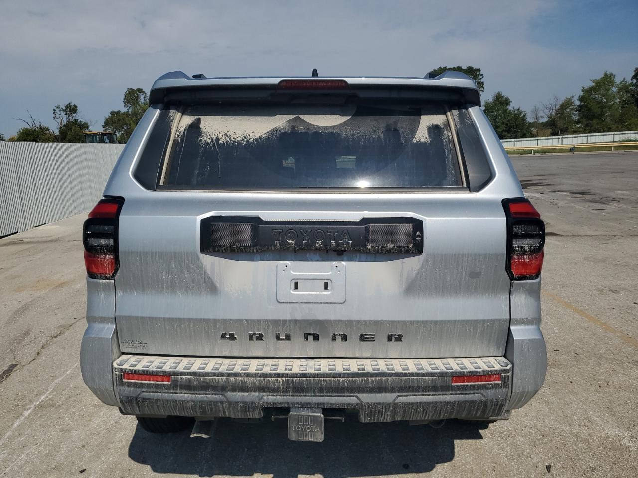 2025 Toyota 4Runner Sr5 - Image 6