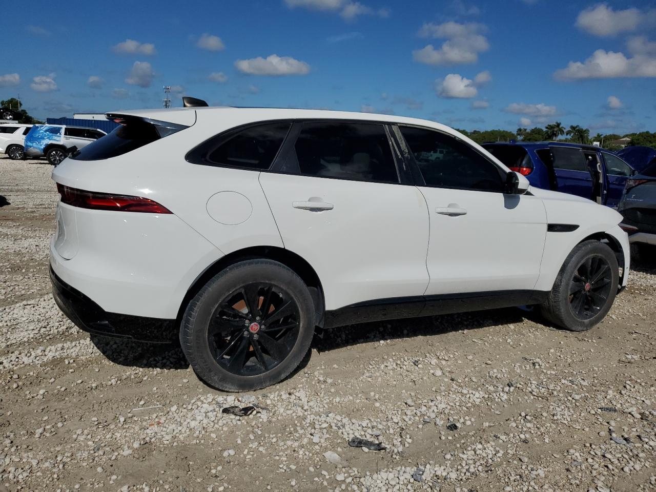 2022 Jaguar F-Pace S - Image 3