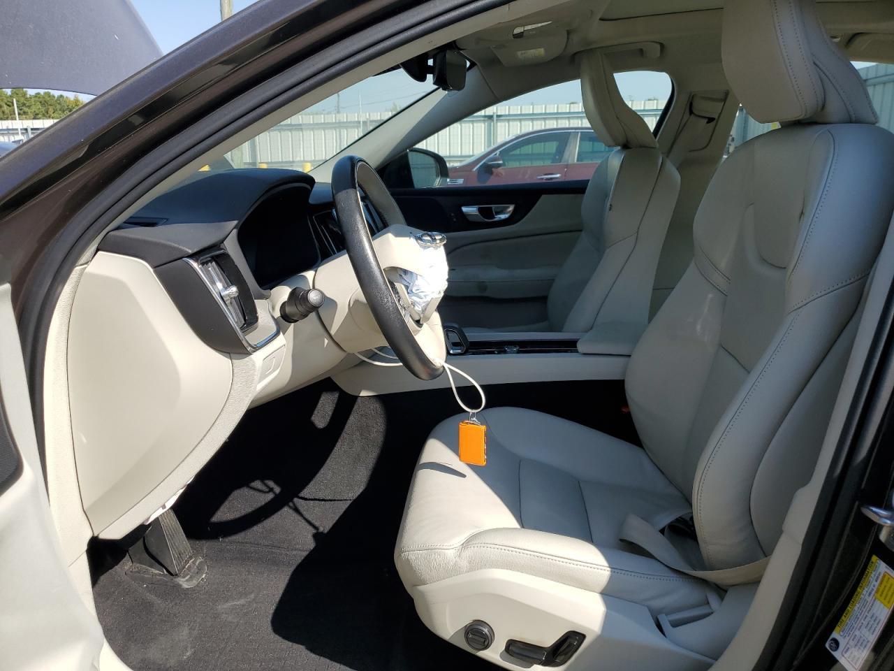 2024 Volvo S60 Plus - Image 7