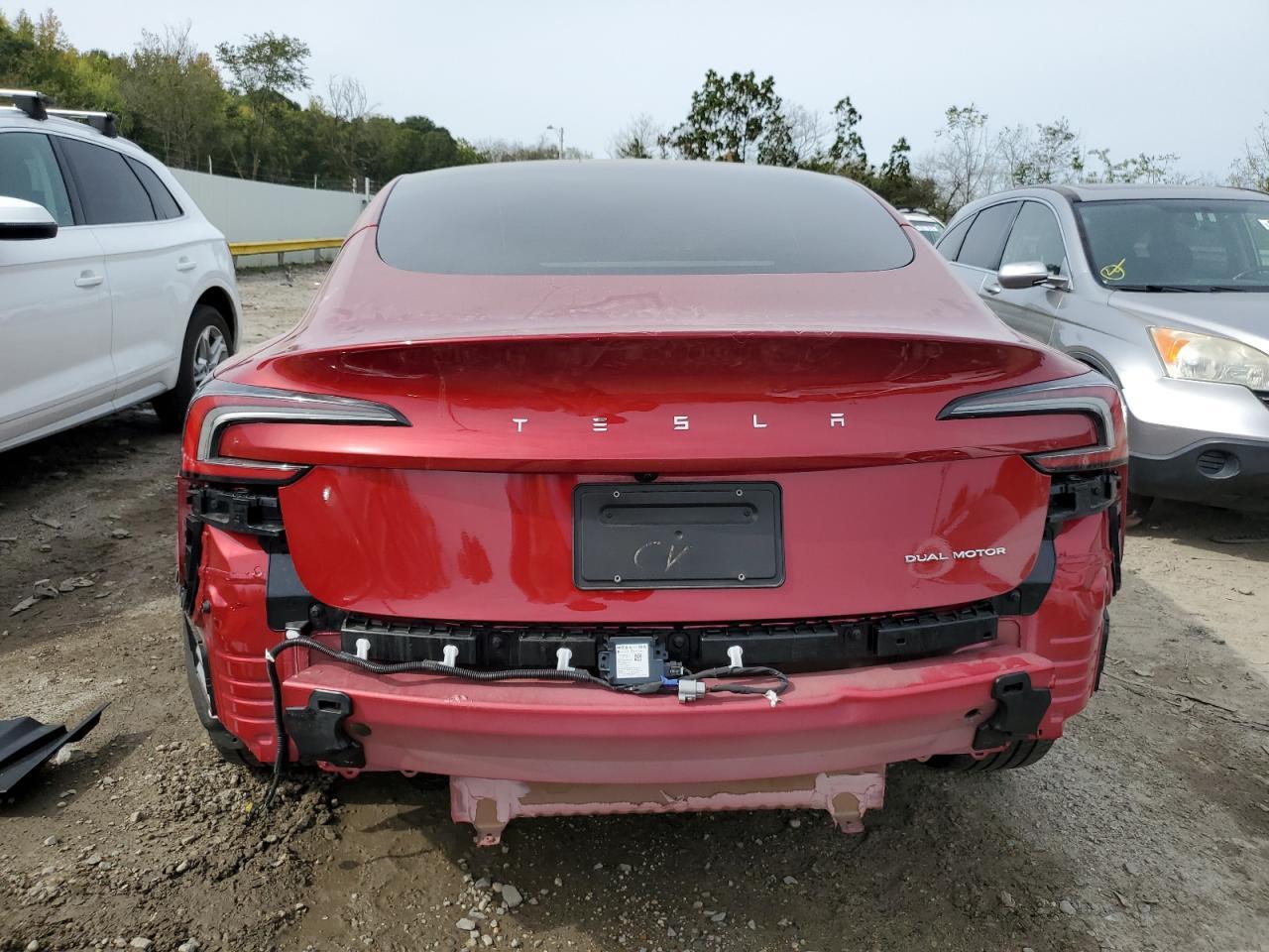 2024 Tesla Model 3 - Фото 6