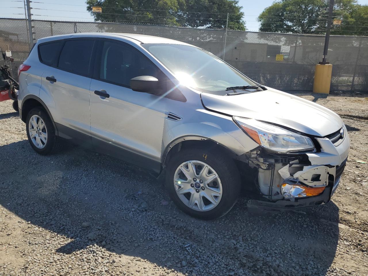 2016 Ford Escape S - Фото 4