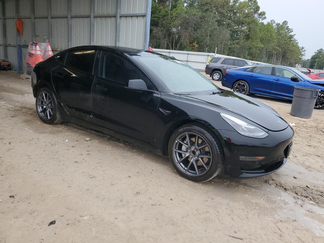 2022 Tesla Model 3 - Фото 4