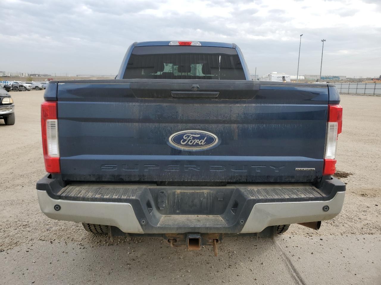 2017 Ford F350 Super Duty - Image 6