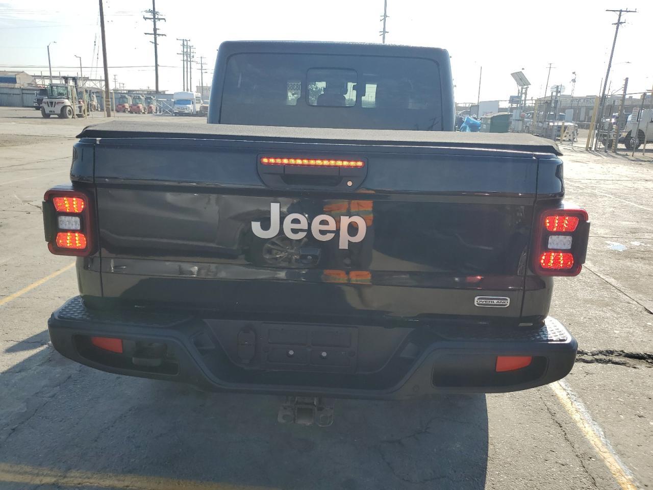 2020 Jeep Gladiator Overland - Фото 6