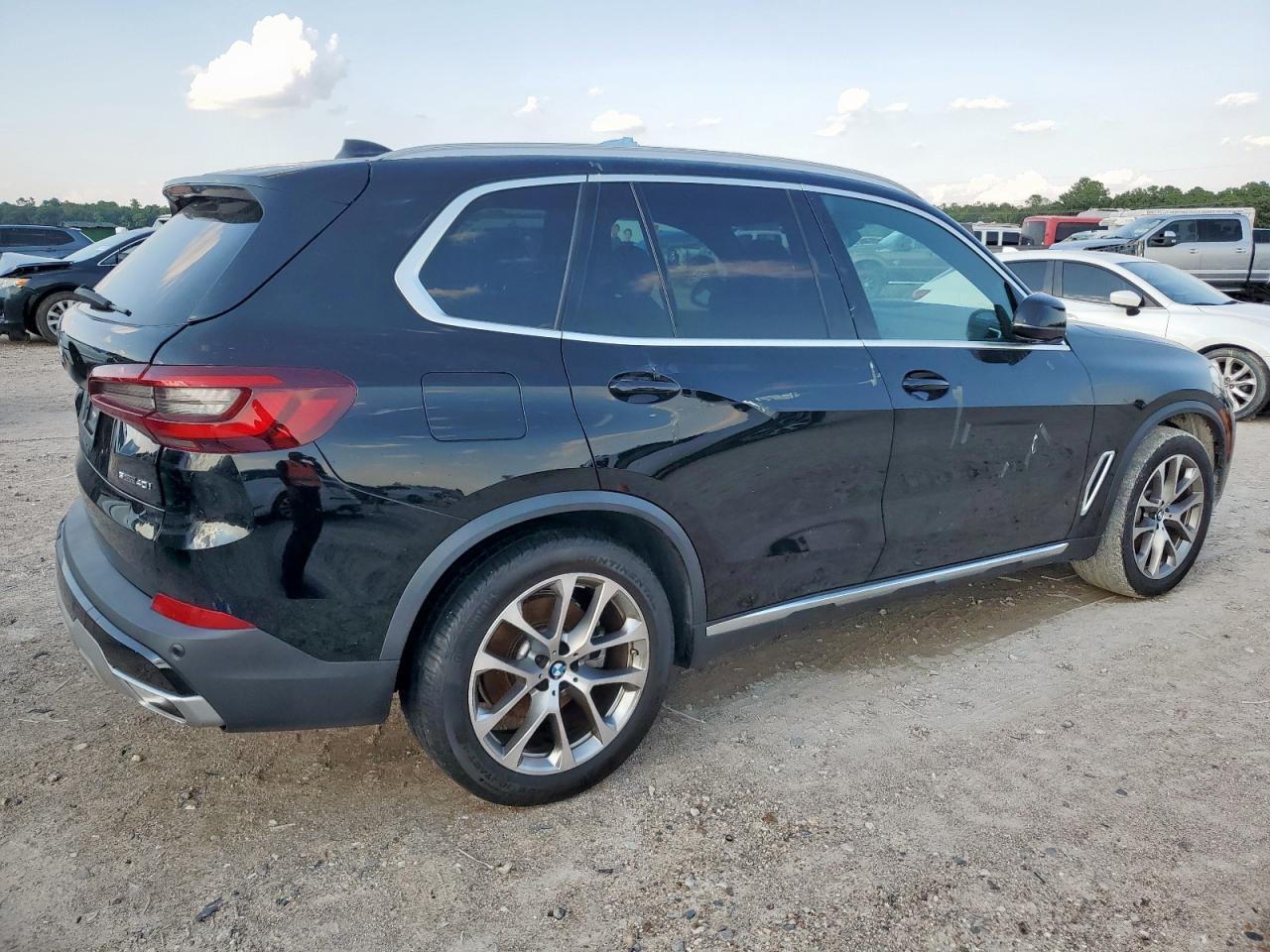 2023 BMW X5 Sdrive 40I - Фото 3