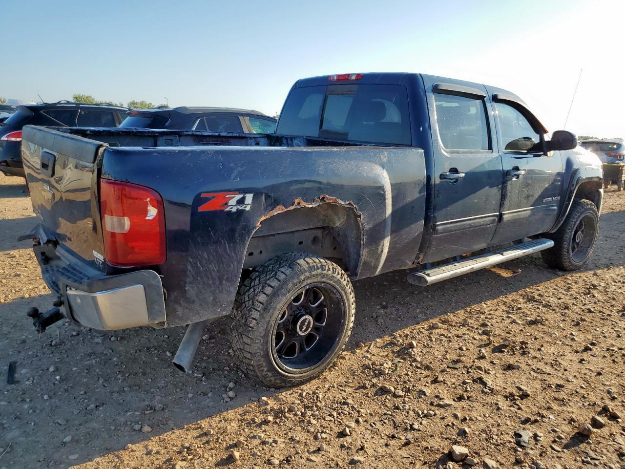 2009 Chevrolet Silverado K2500 Heavy Duty Ltz - Image 3