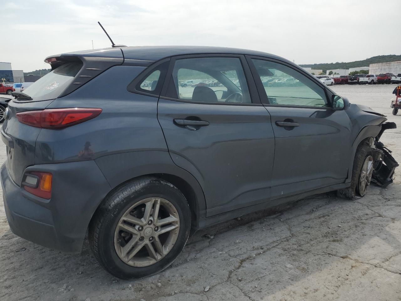 2021 Hyundai Kona Se - Фото 3