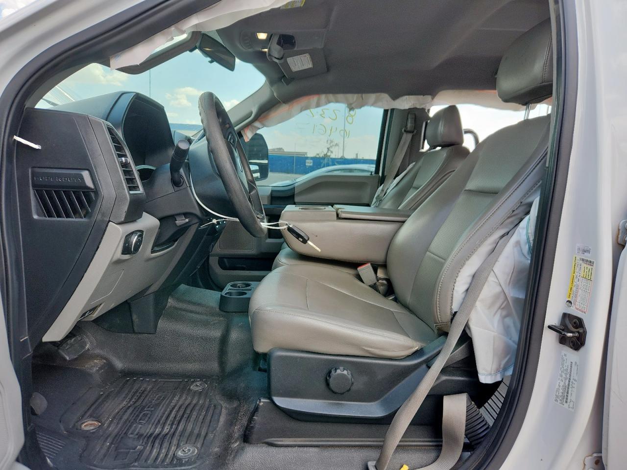 2019 Ford F250 Super Duty - Фото 7