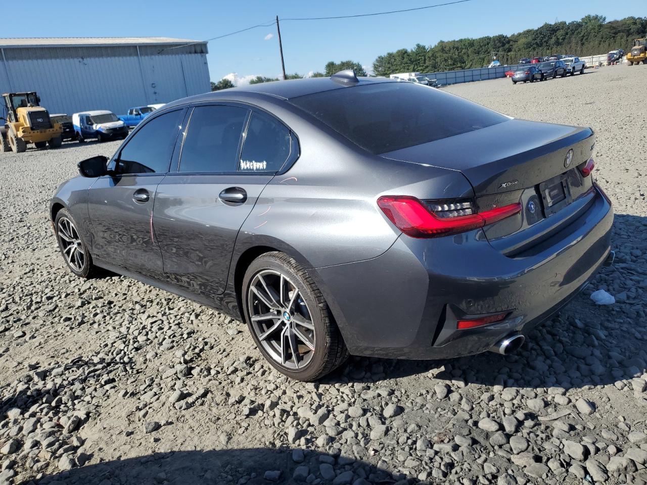 2021 BMW 330Xi - Image 2