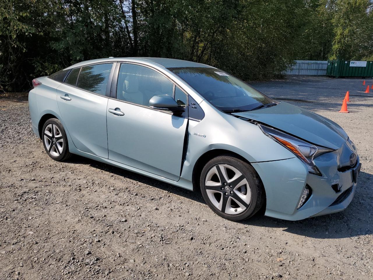 2016 Toyota Prius - Image 4
