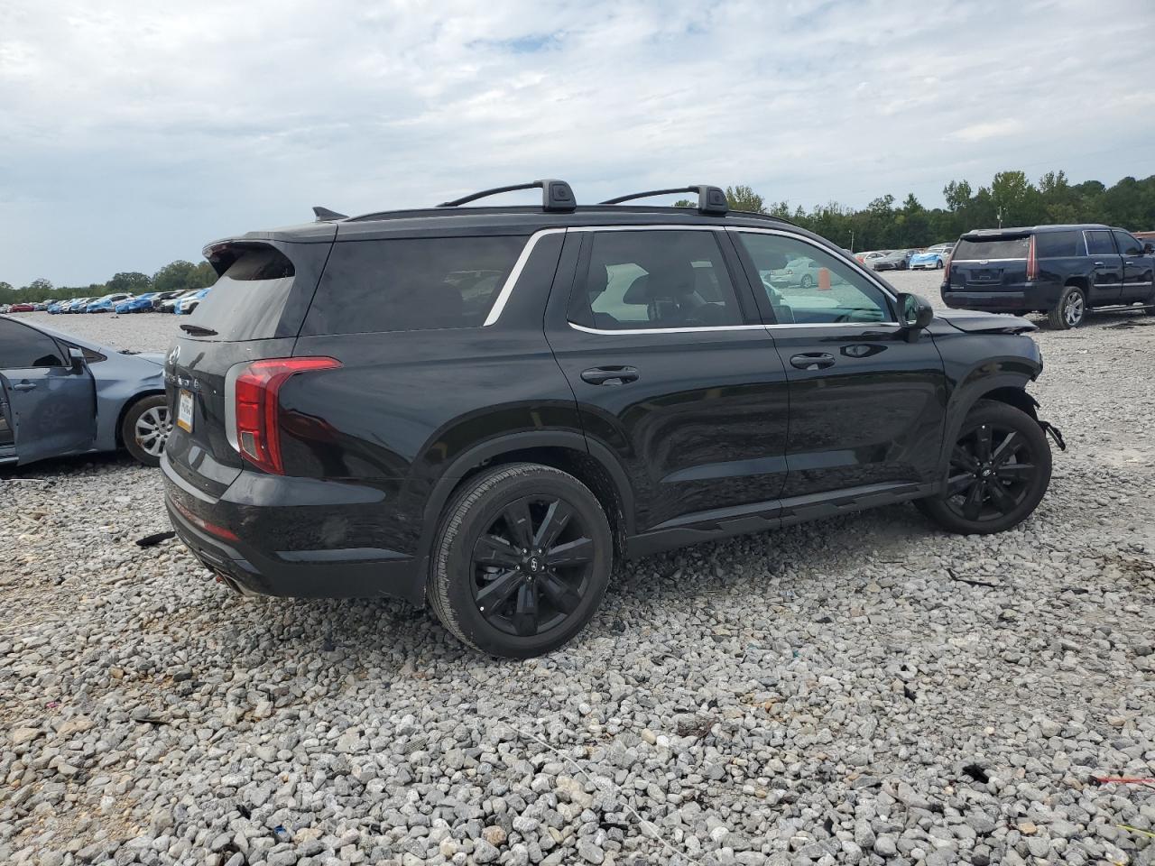 2025 Hyundai Palisade Xrt - Image 3