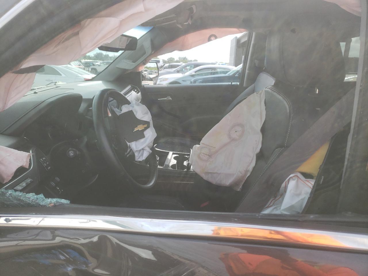 2017 Chevrolet Suburban C1500 Premier - Фото 7