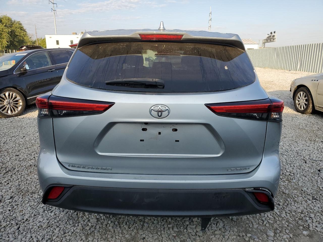 2021 Toyota Highlander L - Фото 6