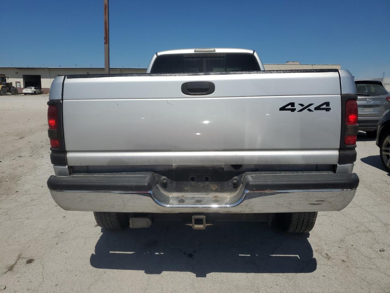 2001 Dodge Ram 2500 - Фото 6