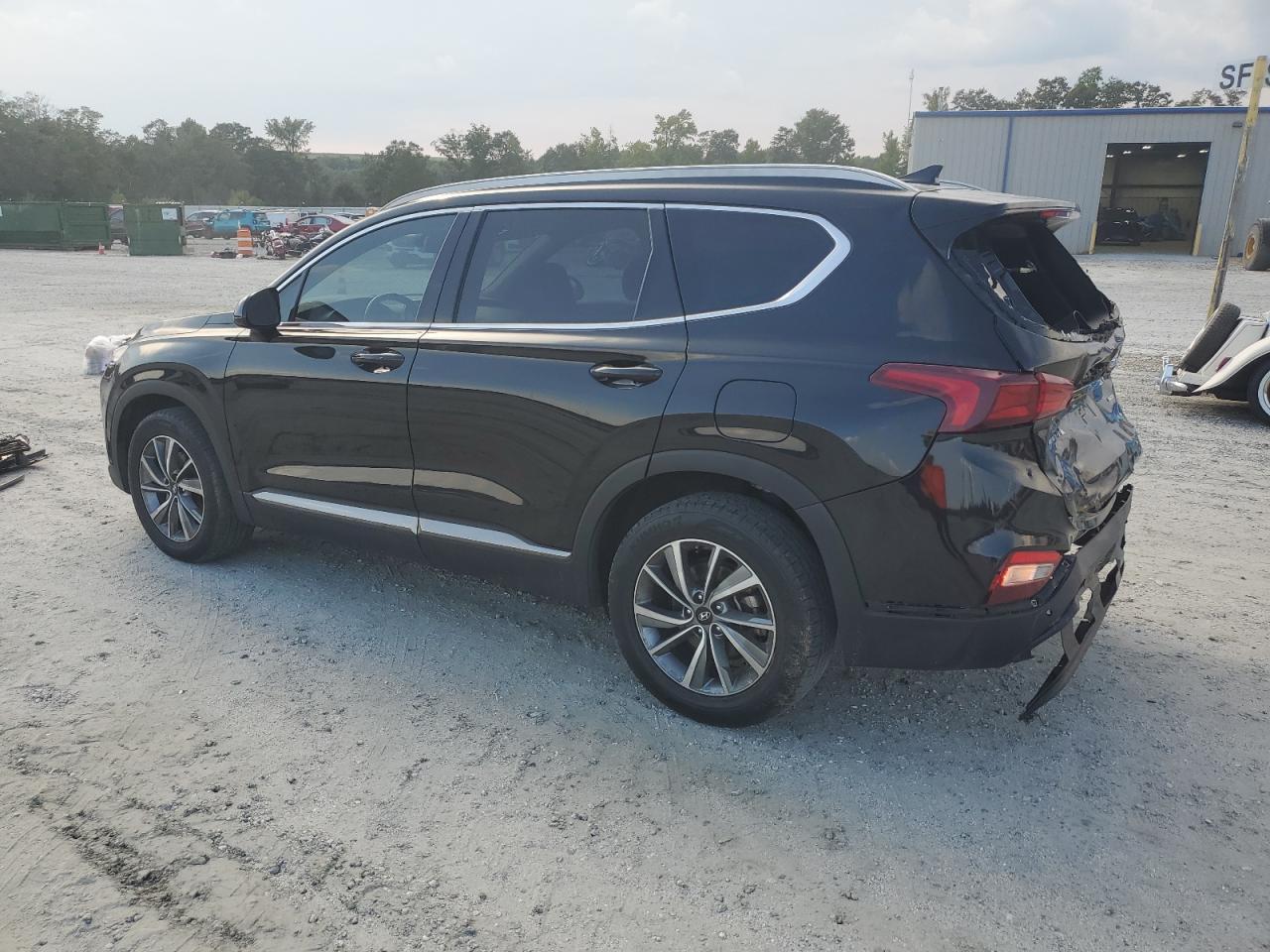 2019 Hyundai Santa Fe Sel - Image 2